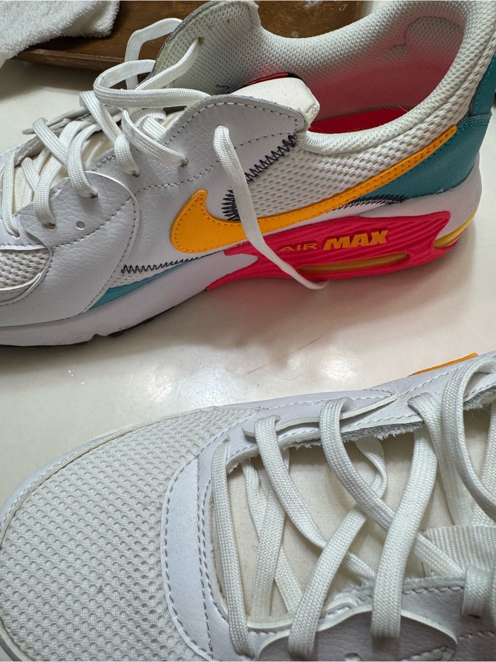 Nike Mens Excee Air Max Turquoise Pink white Sneakers - Picture 3 of 7